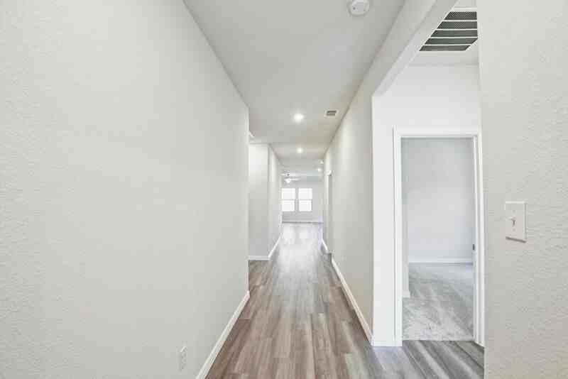 625 Hidden Cove Dr - Photo 5 of 38