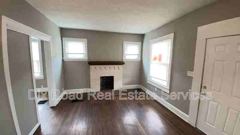 4553 Midland Ave - Photo 5 of 25