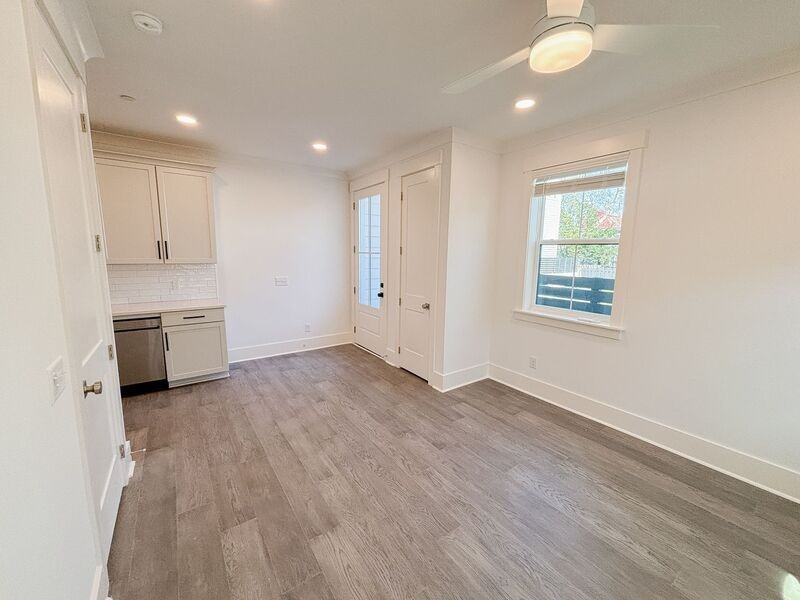 16 Nats Ct #B - Photo 4 of 13