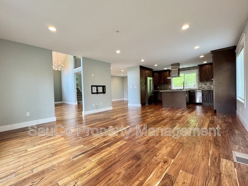 6420 Se Mabel Ave - Photo 6 of 30