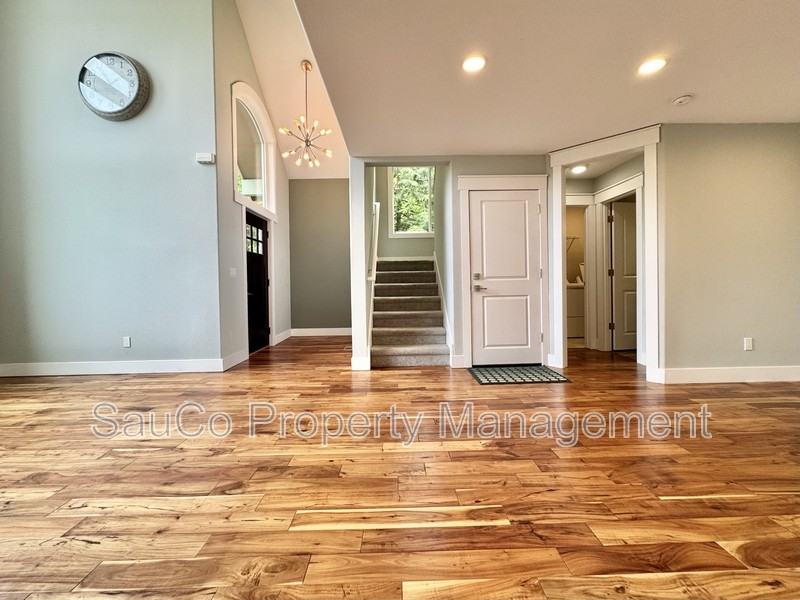 6420 Se Mabel Ave - Photo 6 of 29