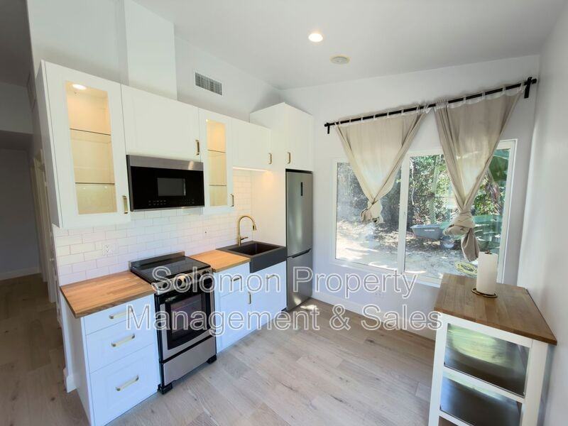 2840 Esturion Pl - Photo 3 of 11