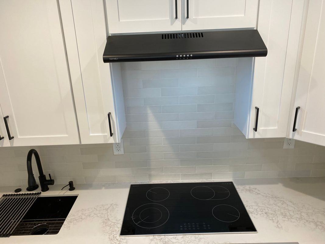 2442 Queensberry Rd - Photo 4 of 20