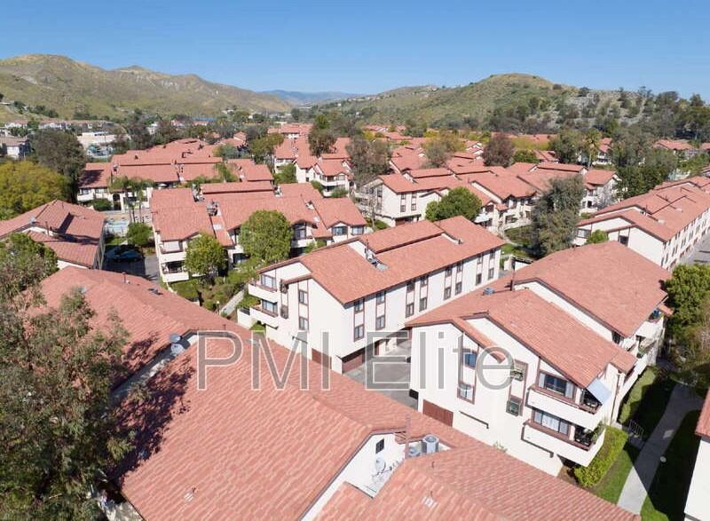 18182 W Sundowner Way #1026 - Photo 2 of 29