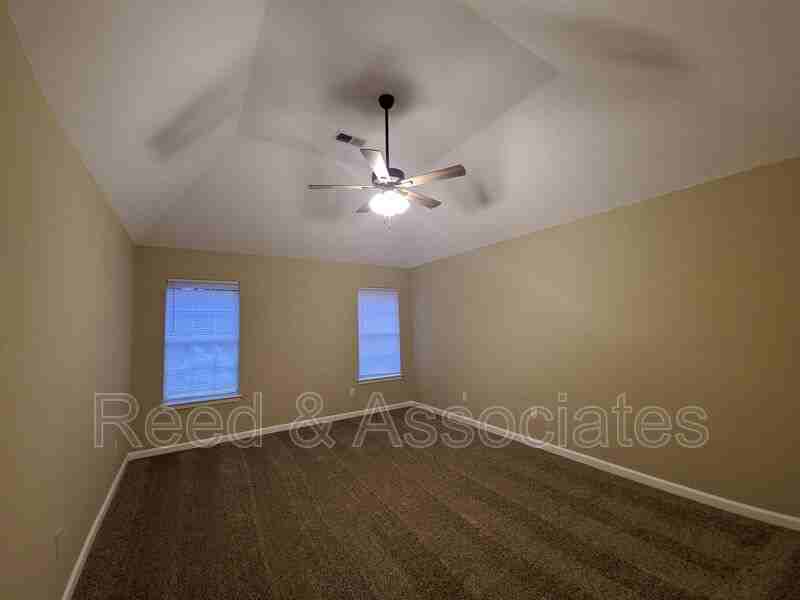 1578 Far Dr - Photo 6 of 12