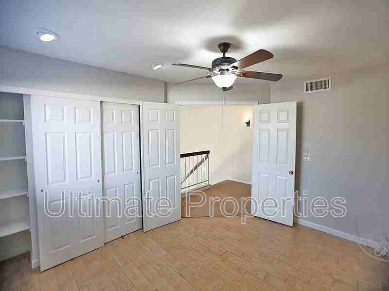 10853 E Yucca St - Photo 7 of 9