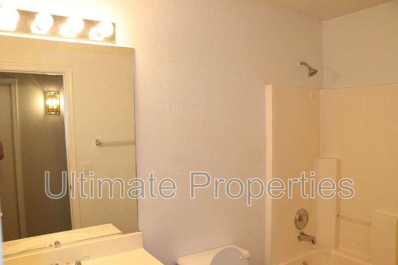 9027 W Yale St - Photo 7 of 12