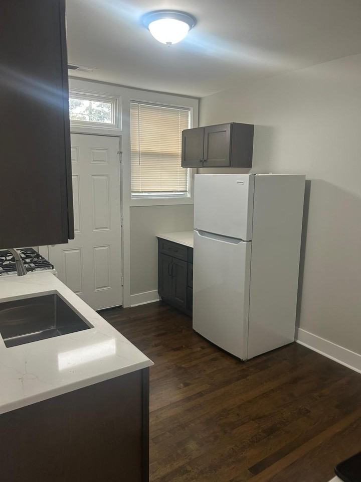 2711 N Kilpatrick Ave #2 - Photo 3 of 14