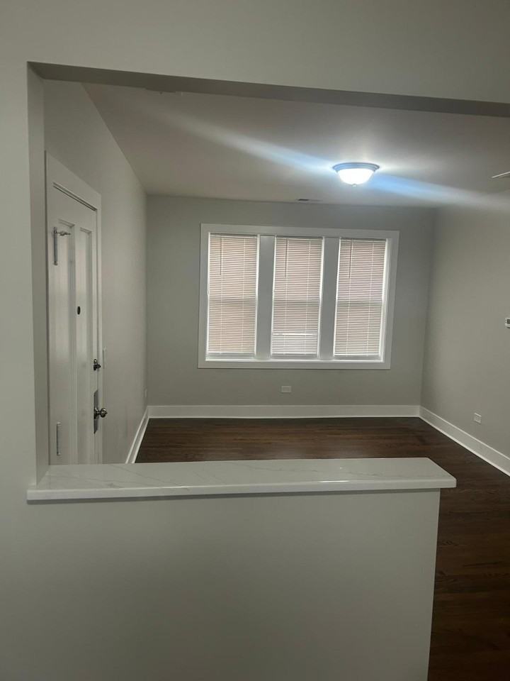 2711 N Kilpatrick Ave #2 - Photo 7 of 14