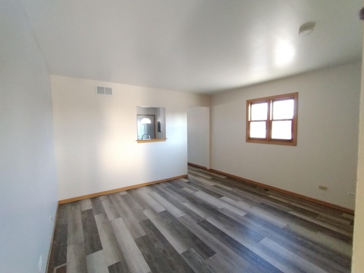 221 N Broad St - Photo 5 of 18