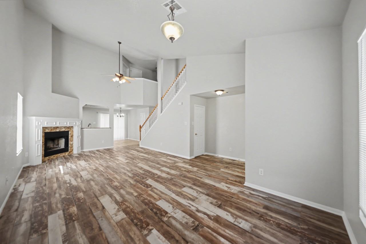 111 Echo Village Dr - Photo 7 of 28