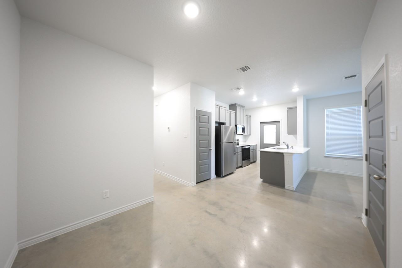 219 Riptide Rd - Photo 6 of 24