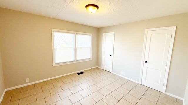 3619 Tiffany Dr - Photo 6 of 9