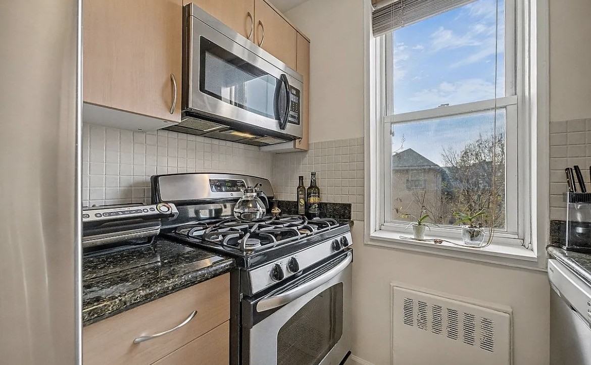 800 Ocean Pkwy #3K - Photo 6 of 13