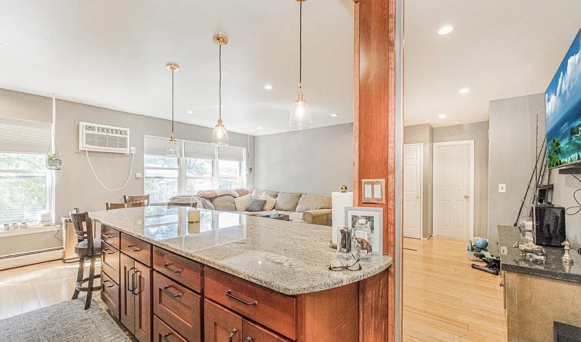 485 Armstrong Ave #D3 - Photo 3 of 13