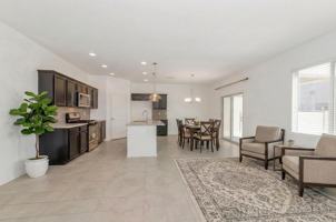 featured image of 7433 S Via Casa Elegante