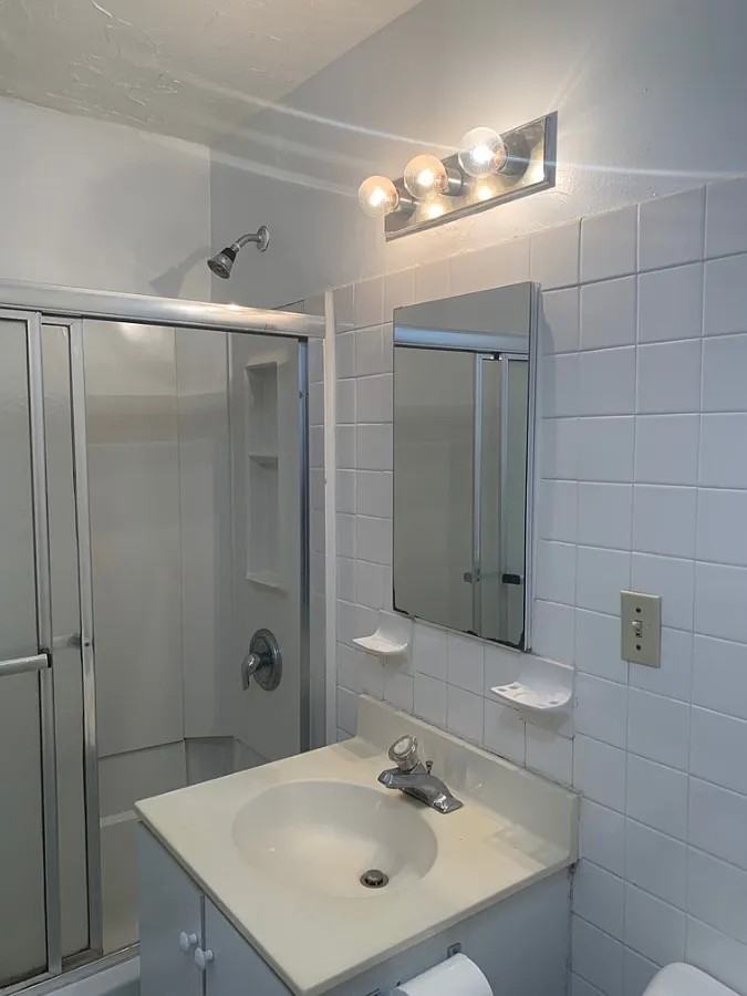 2583 Overlook Rd - Photo 4 of 6