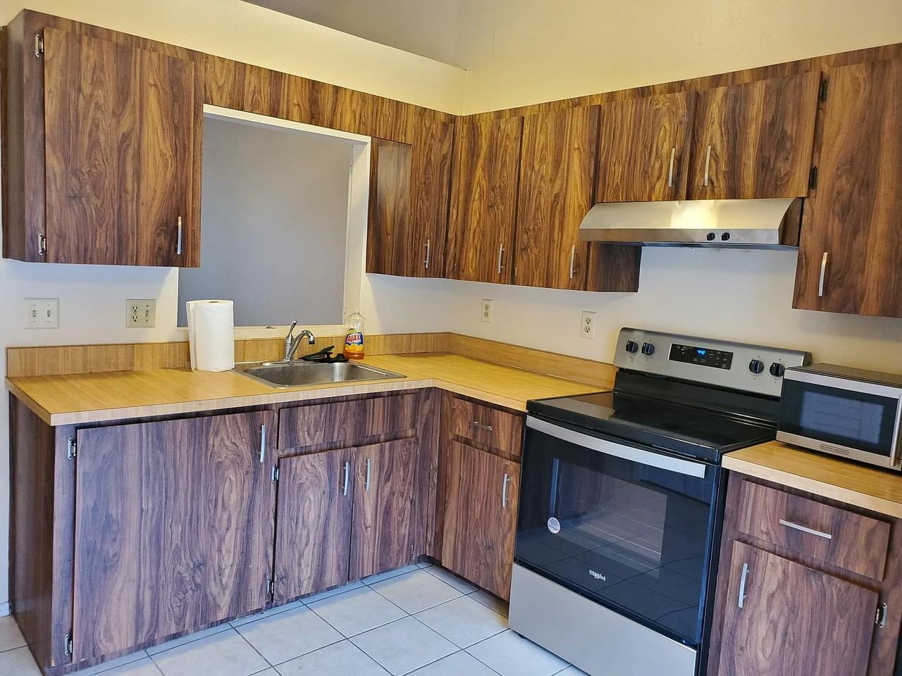 12329 Eastcove Dr - Photo 3 of 7