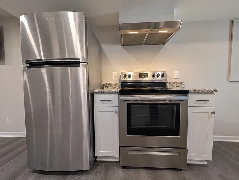 120 Berkshire Pl - Photo 2 of 8