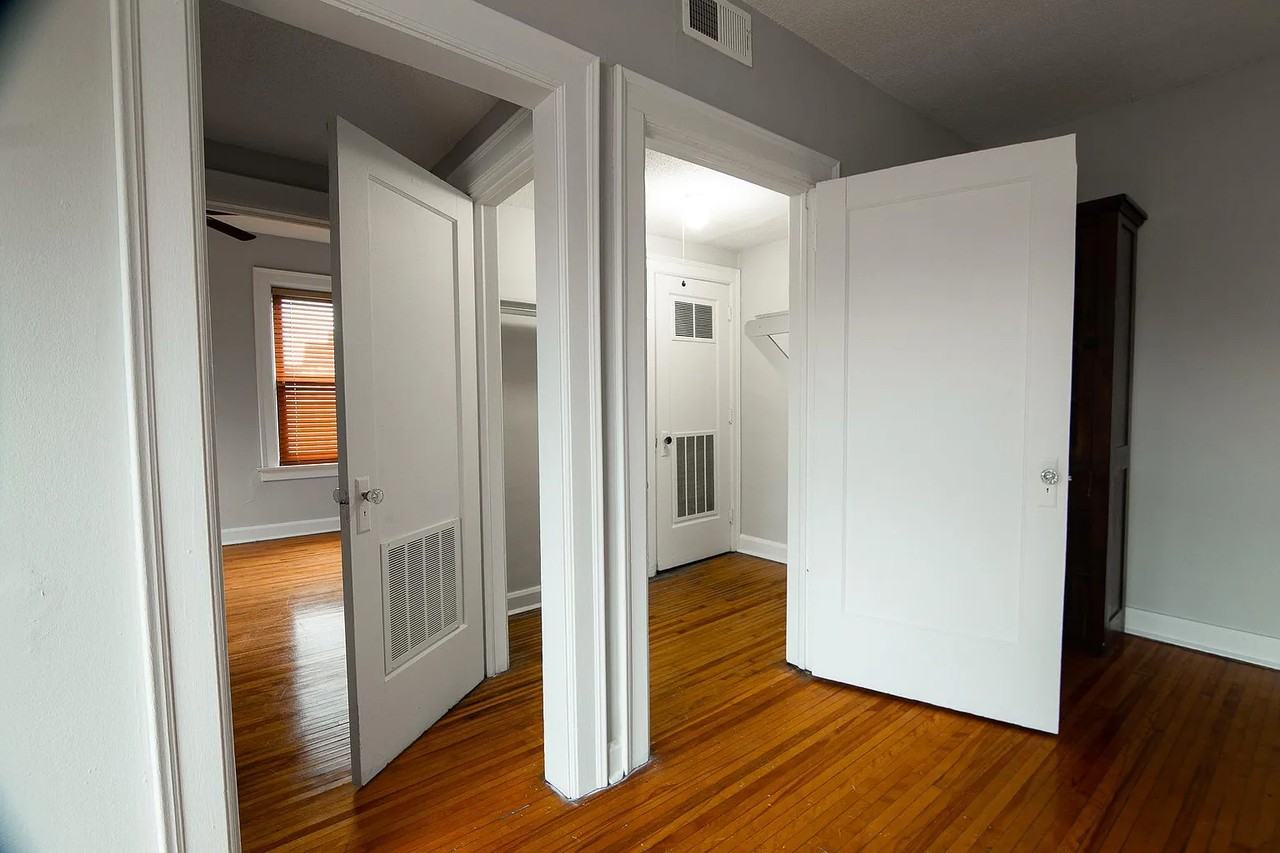 2102 N Meridian St - Photo 4 of 8