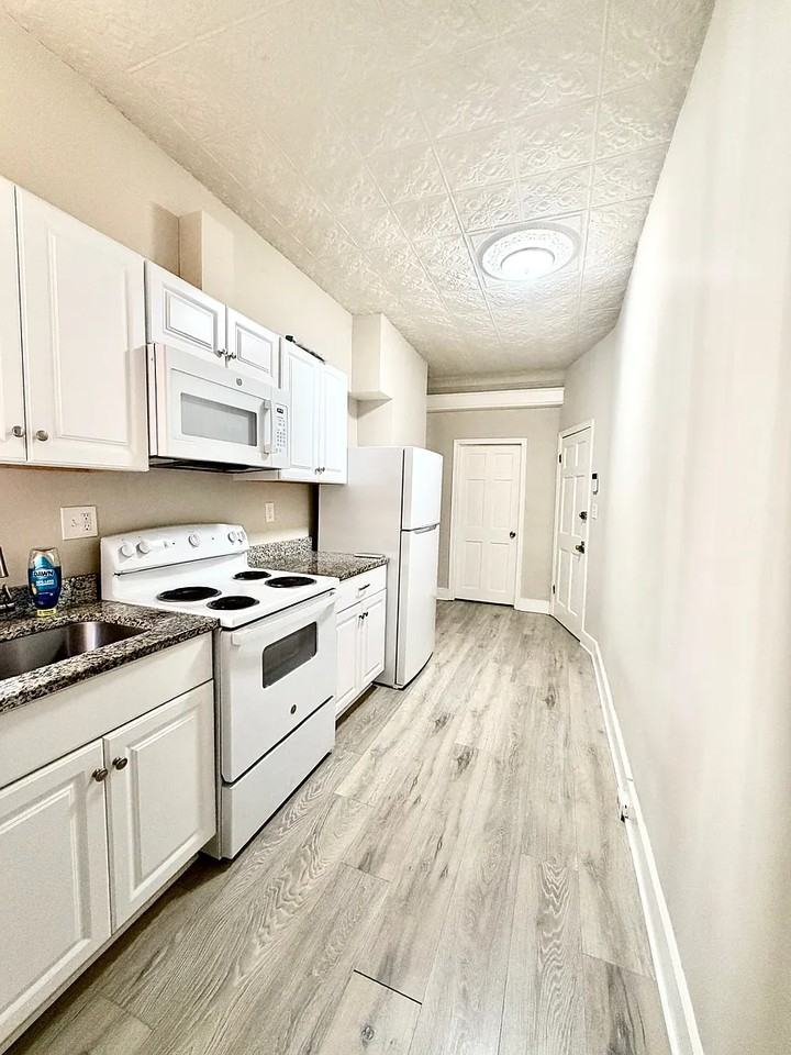 722 N Collington Ave