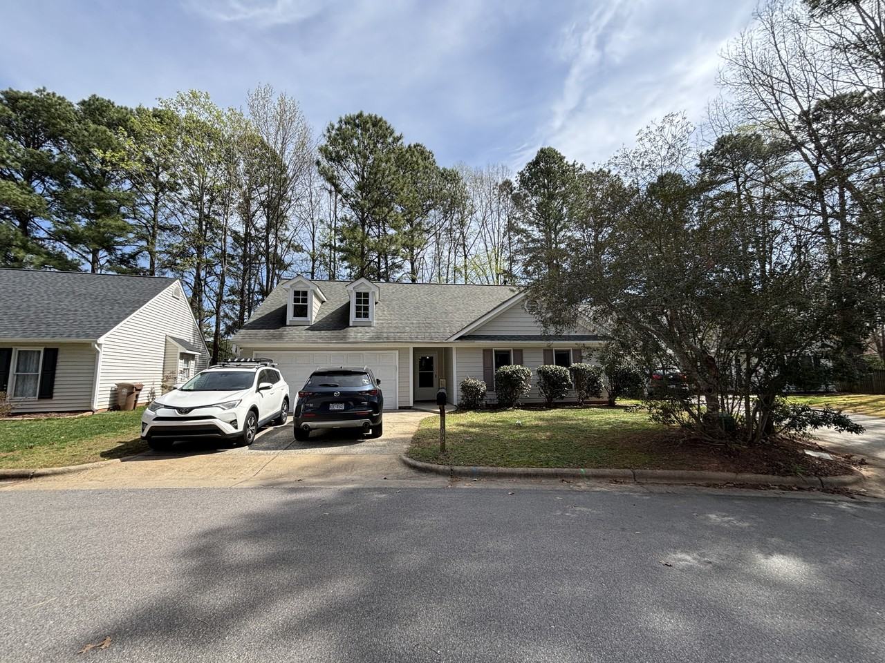 102 Kramer Ct - Photo 2 of 15