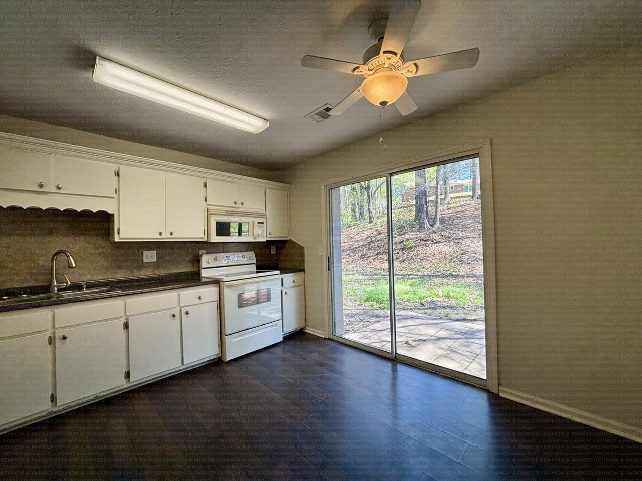 6200 Stony Creek Dr - Photo 4 of 12