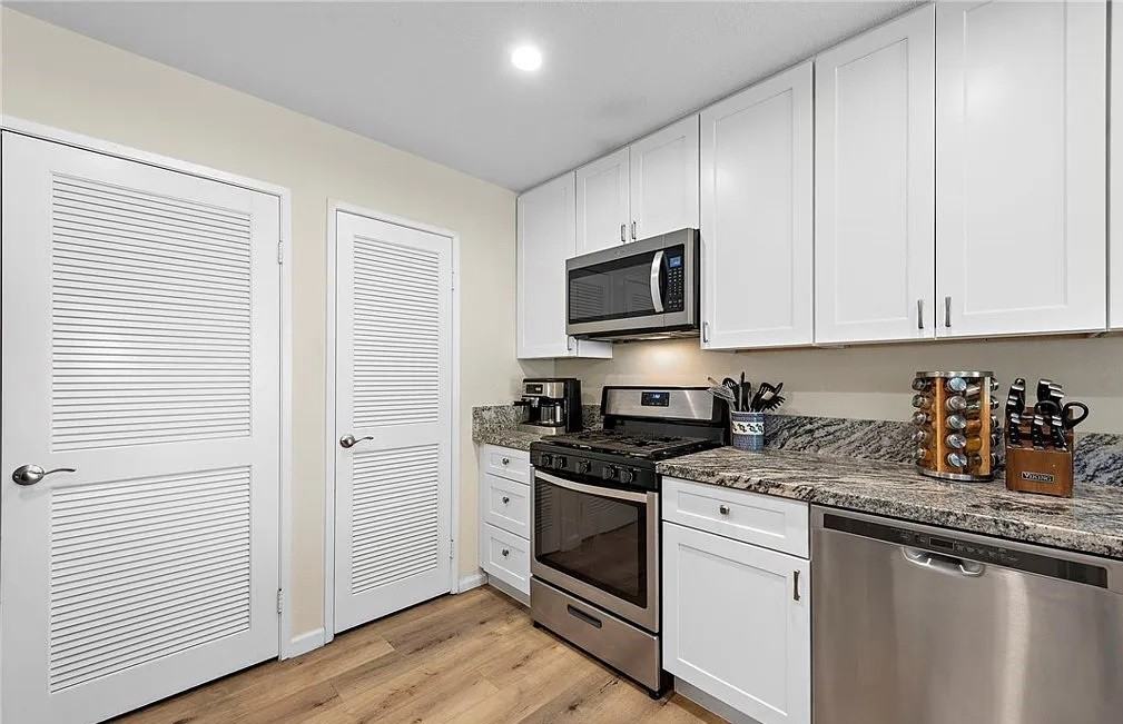 22 Exeter #23 - Photo 3 of 7