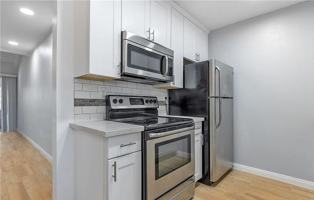 featured image of 1000 W Macarthur Blvd #54