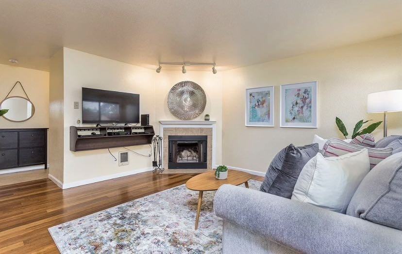 20090 Larkspur Ln #39 - Photo 2 of 11