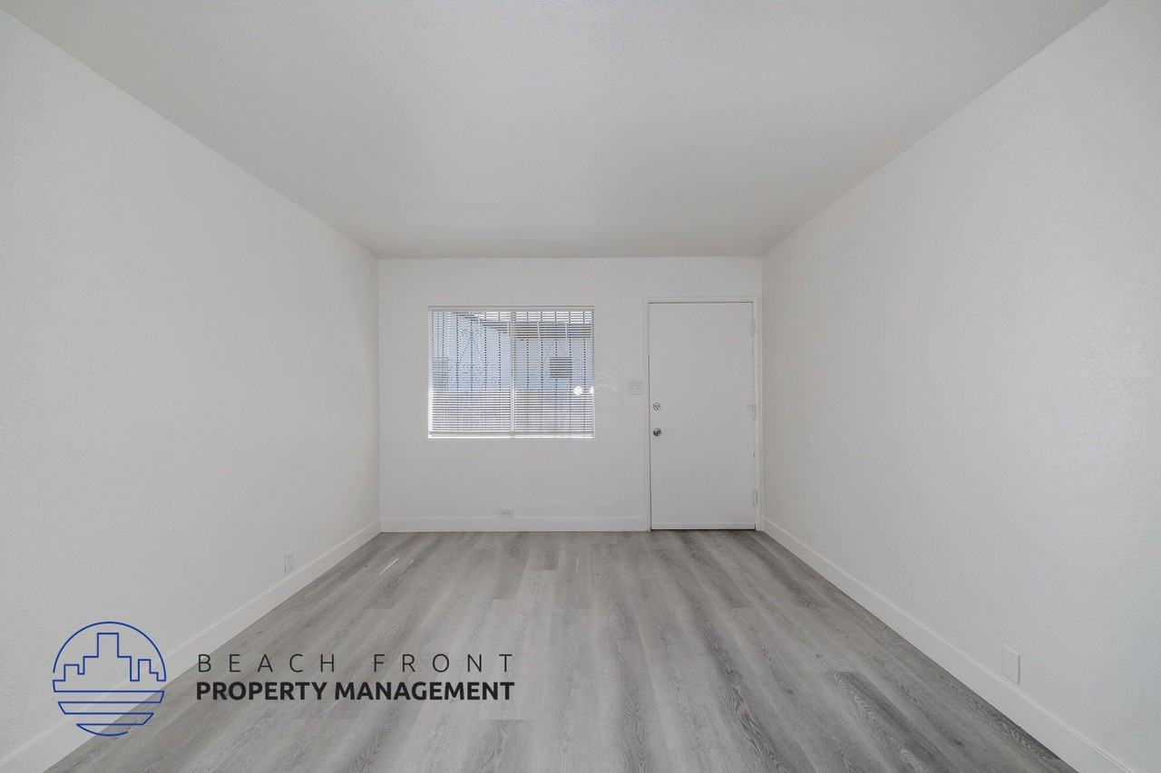 903 N. Sloan Ave. - Photo 7 of 12