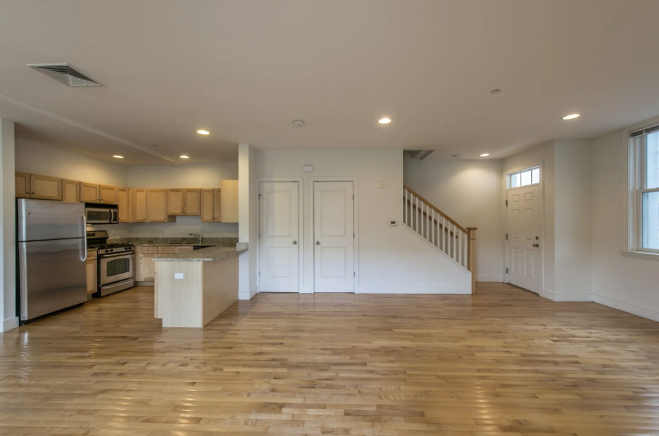 111 2nd St #110 - Photo 4 of 12