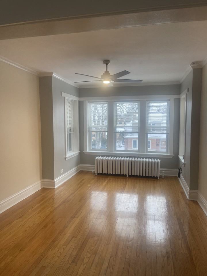 5148 W Strong St #2 - Photo 3 of 12