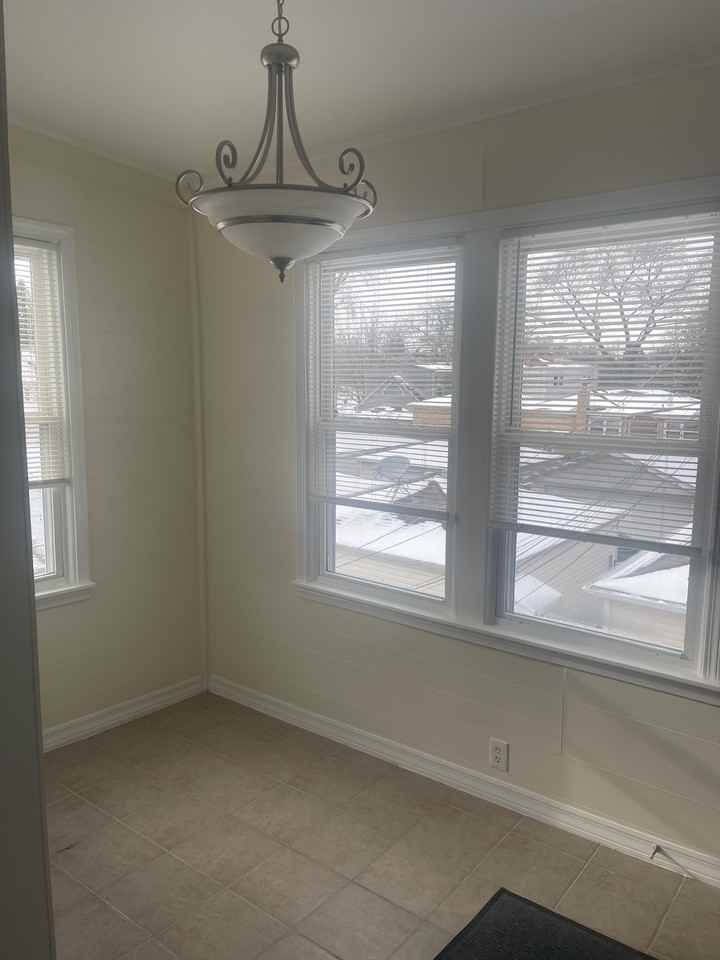 5148 W Strong St #2 - Photo 5 of 12