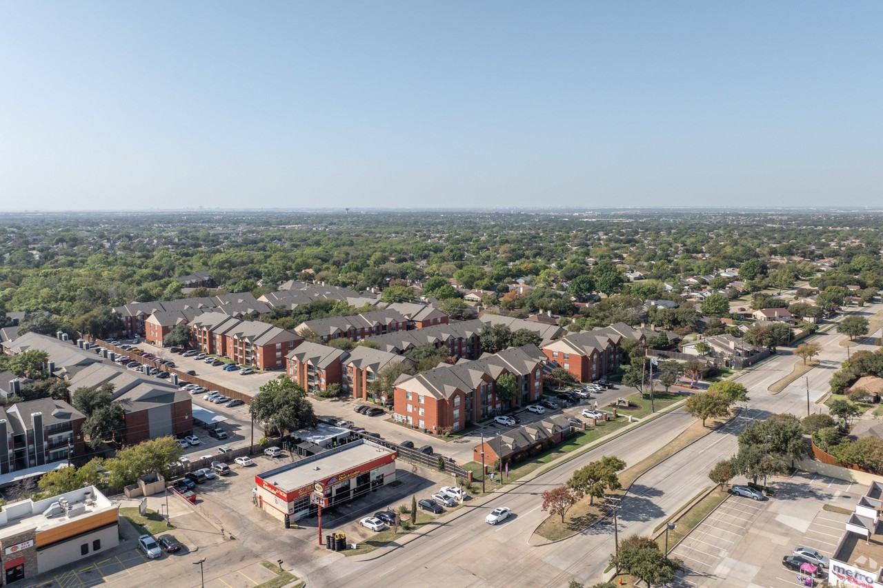 Fountains of Rosemeade - Photo 2 of 22