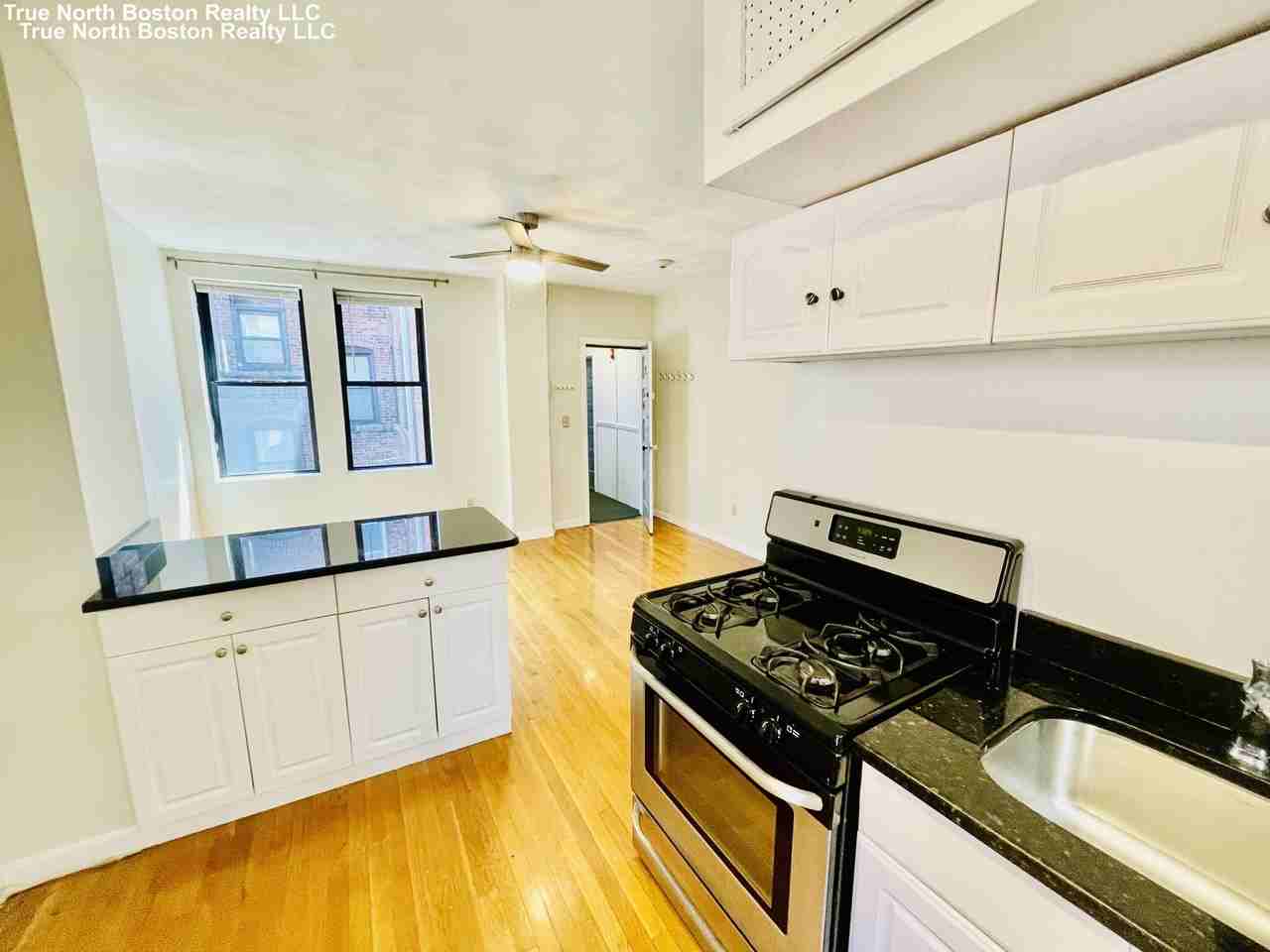 40 Clark St #8 - Photo 3 of 11