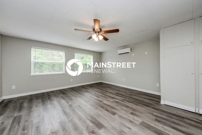 2627 N Beaumont Ave - Photo 6 of 16