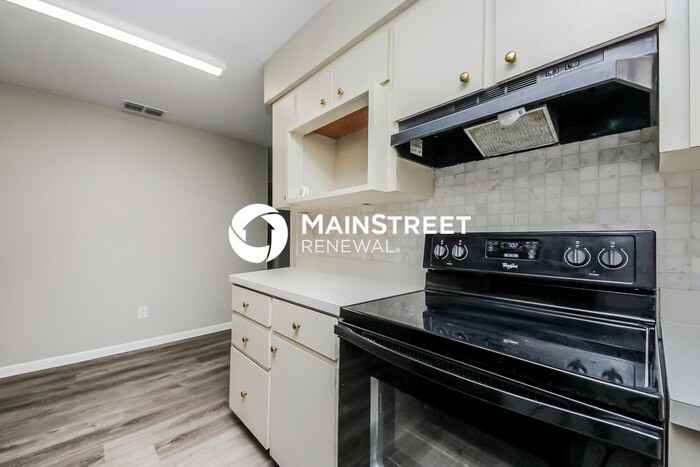 2627 N Beaumont Ave - Photo 7 of 16