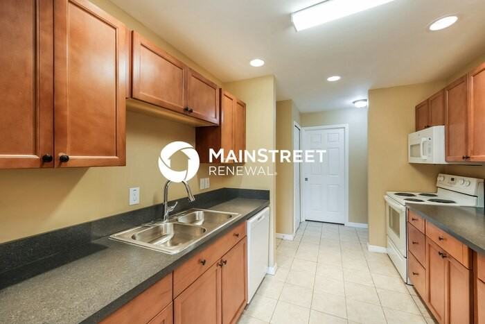 3016 25th St W - Photo 7 of 16