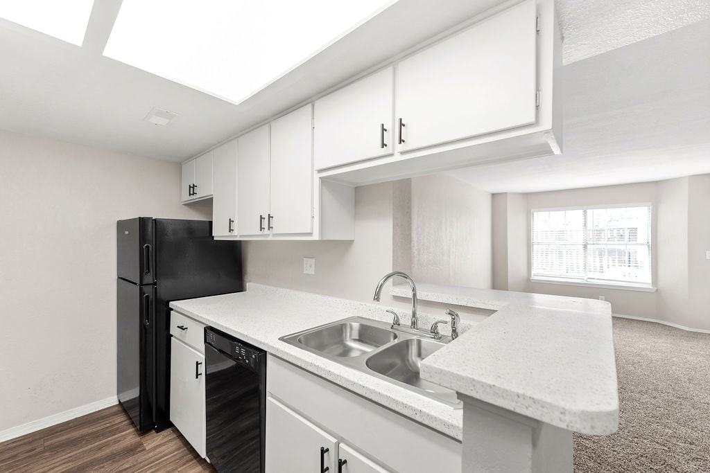 Fountainhead Apartments - Photo 7 of 20