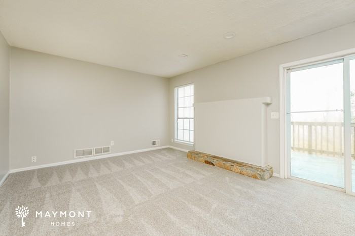 826 Brandy Oaks Ln - Photo 6 of 17