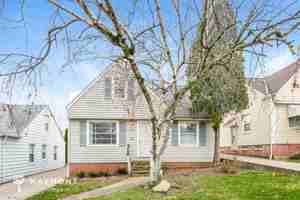 featured image of 11606 Crofton Rd