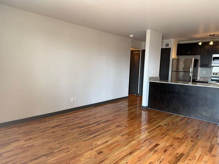 517 Veritas St #22 - Photo 3 of 17