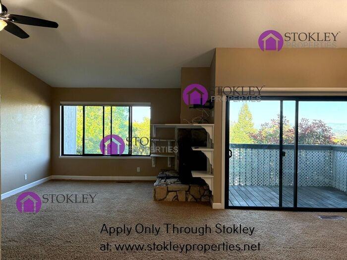 1542 Ashwood Dr - Photo 7 of 21