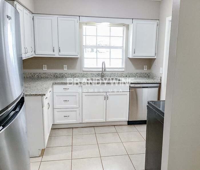 1024 Hallwood Loop - Photo 4 of 13