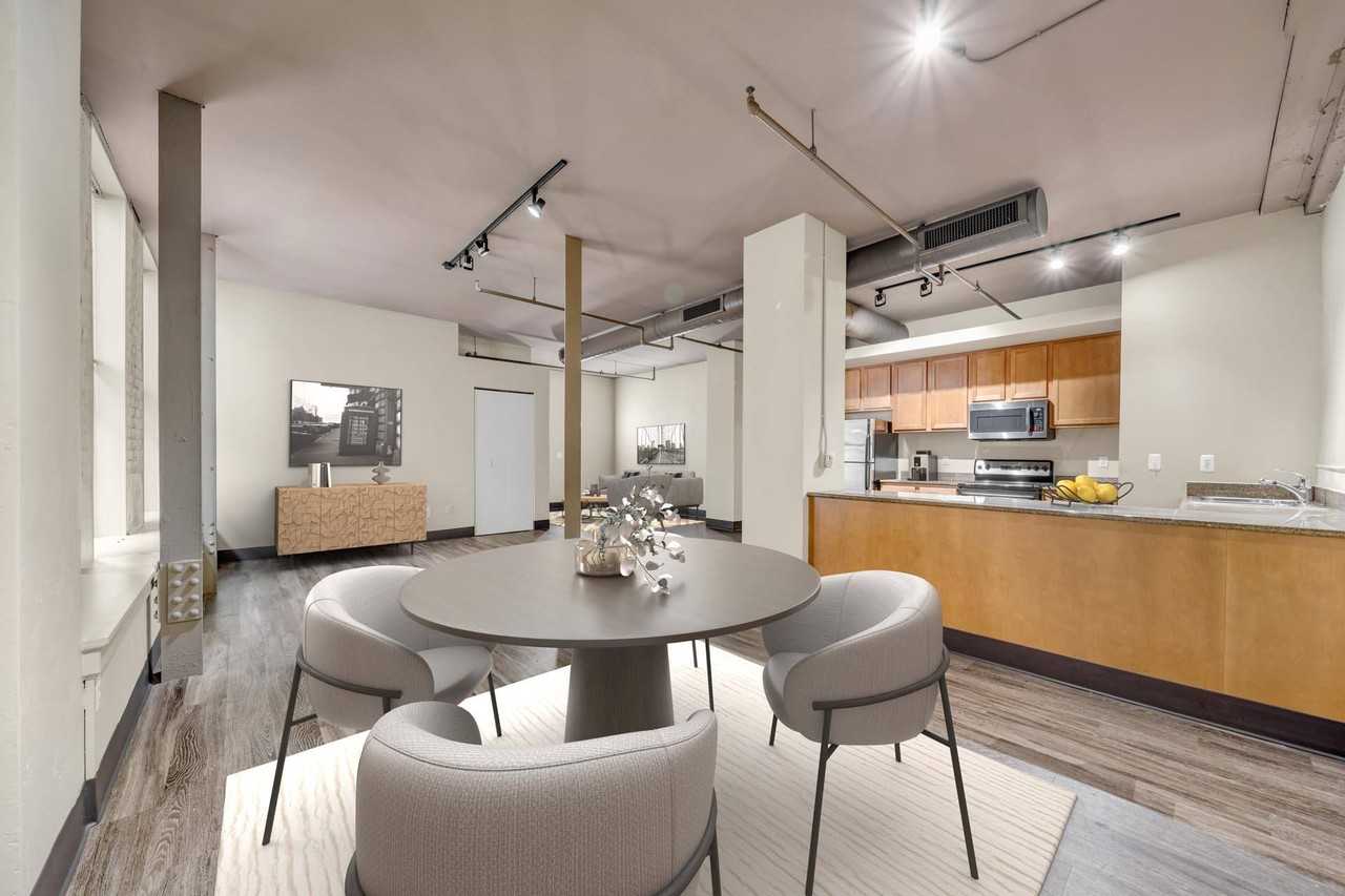 The Lofts of Merchants Row - Photo 4 of 31