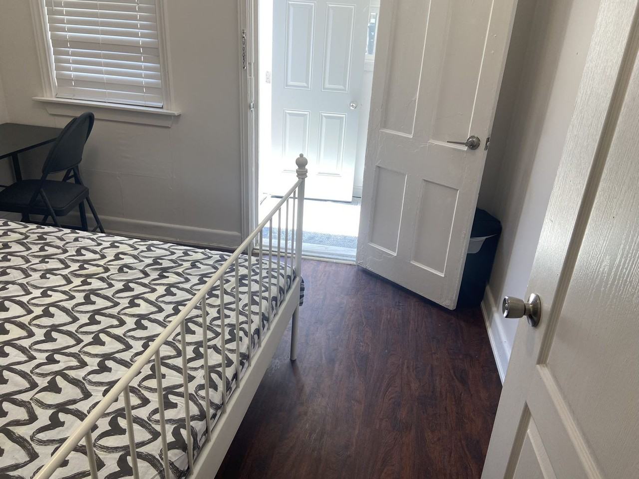 5 Andrews Avenue - Photo 5 of 6