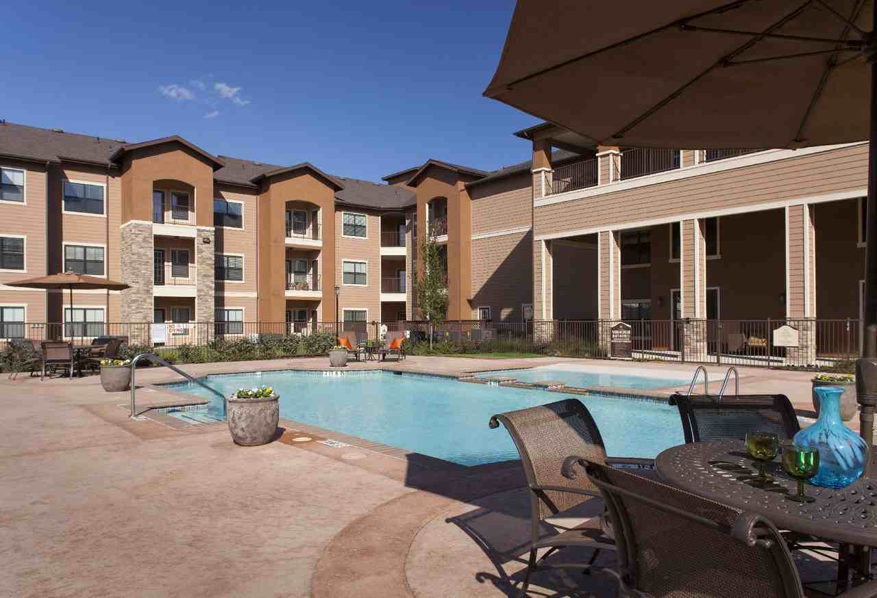 Sedona Place - Photo 2 of 21