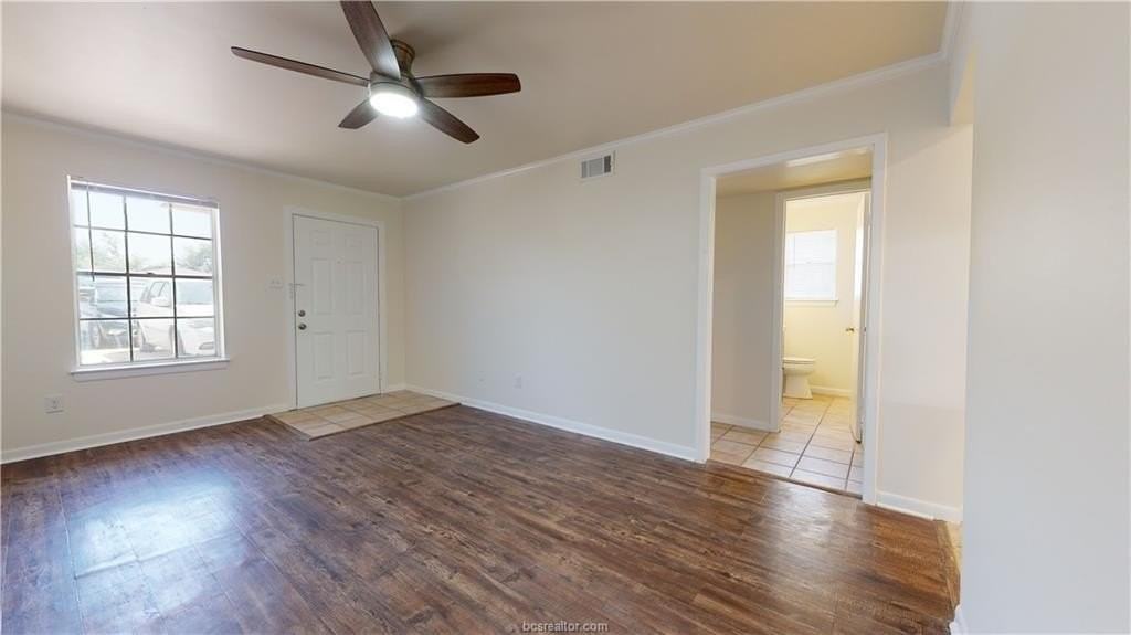 1601 Cloverdale Ct - Photo 4 of 13