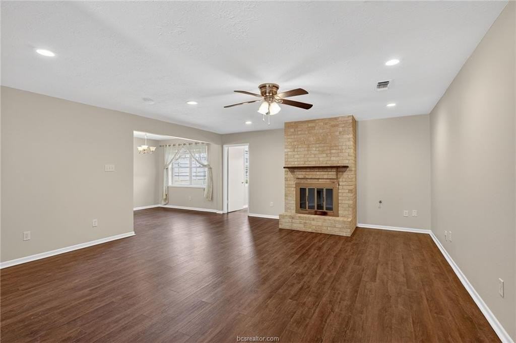 2603 Briar Oaks Dr - Photo 5 of 36